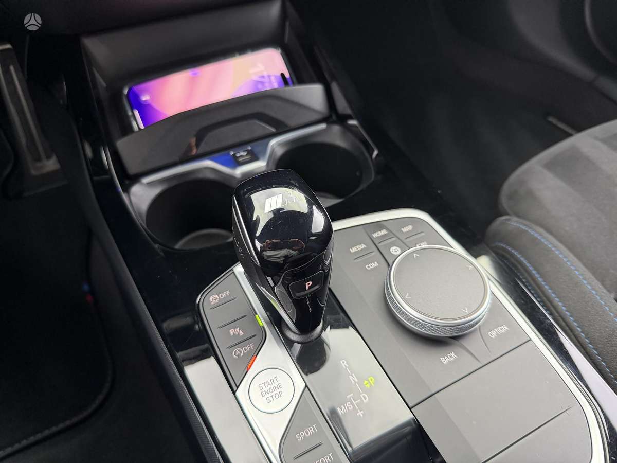 BMW M135, 2.0 l., hatchback