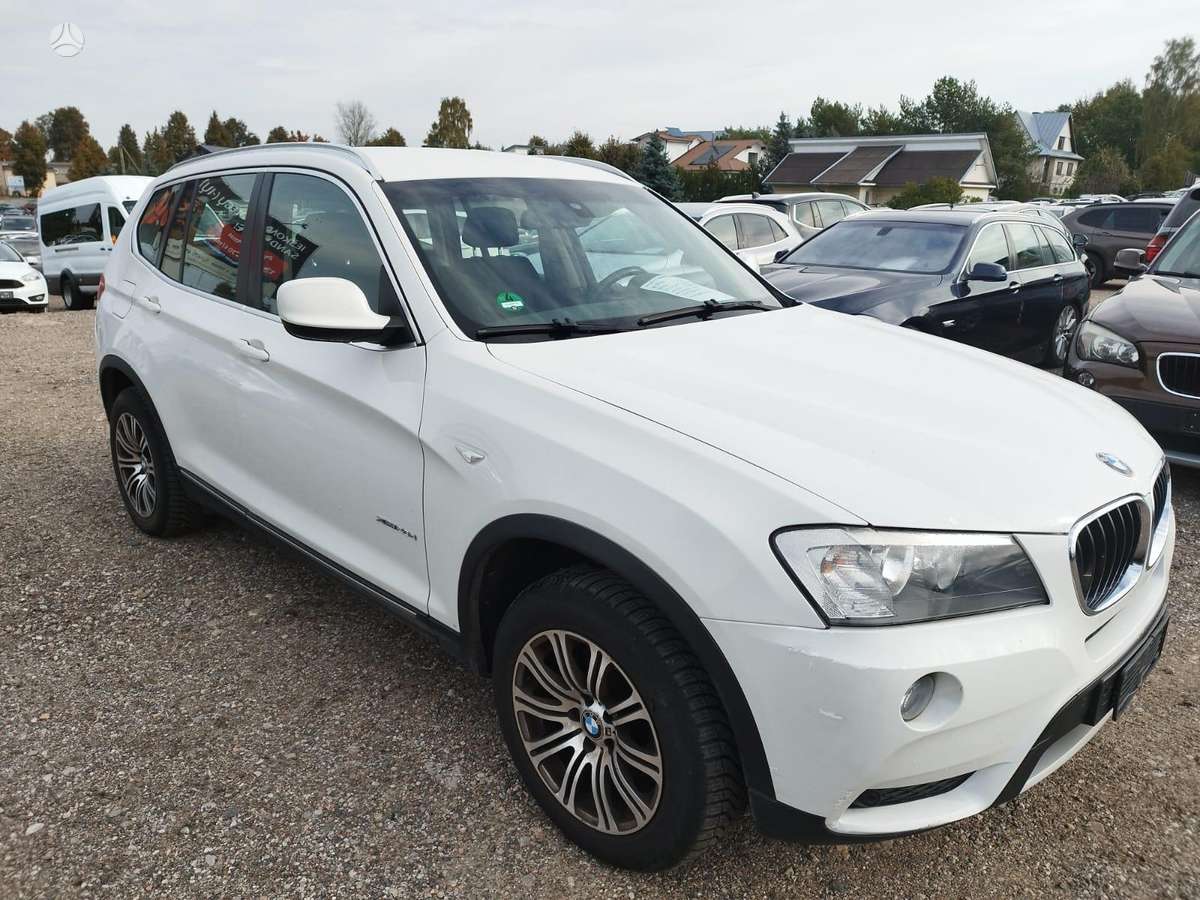 BMW X3, 2.0 l., off-road / crossover