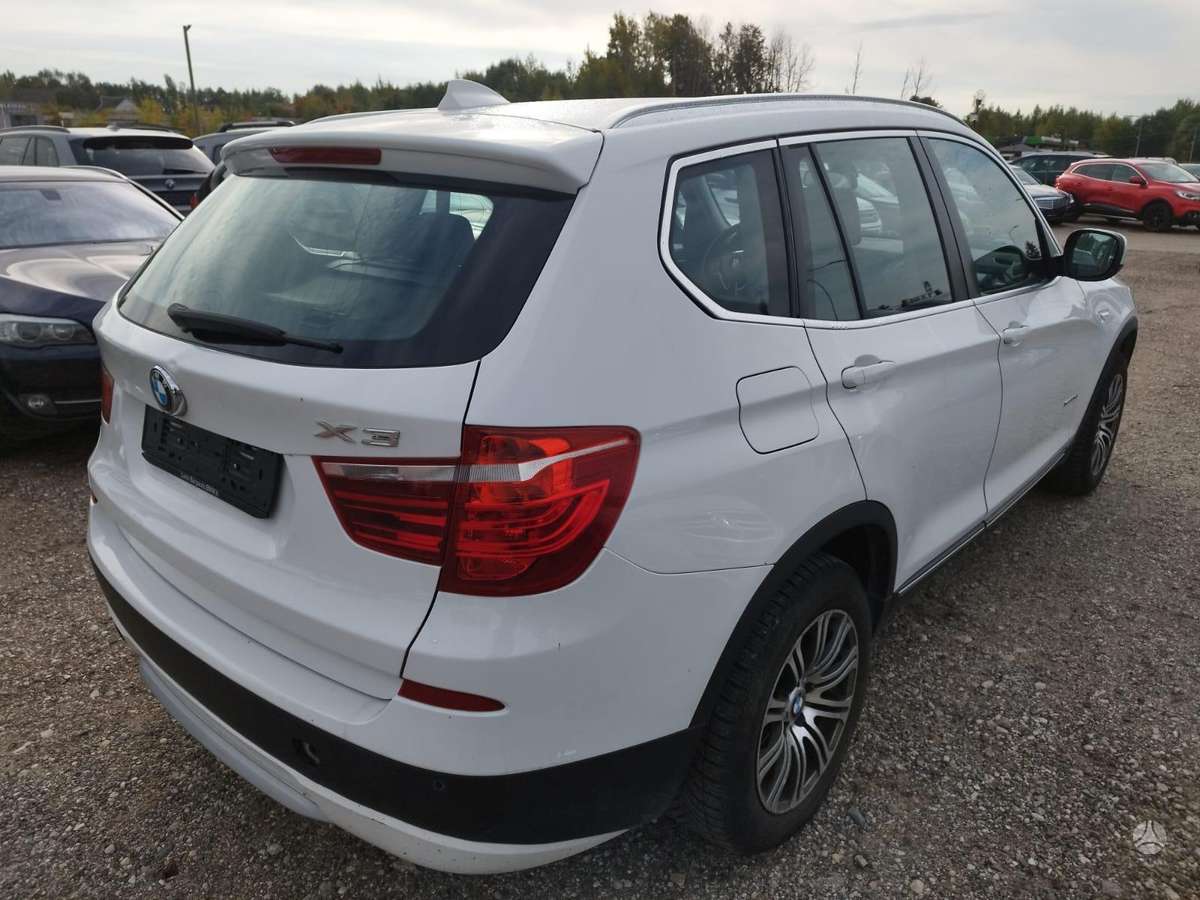 BMW X3, 2.0 l., off-road / crossover