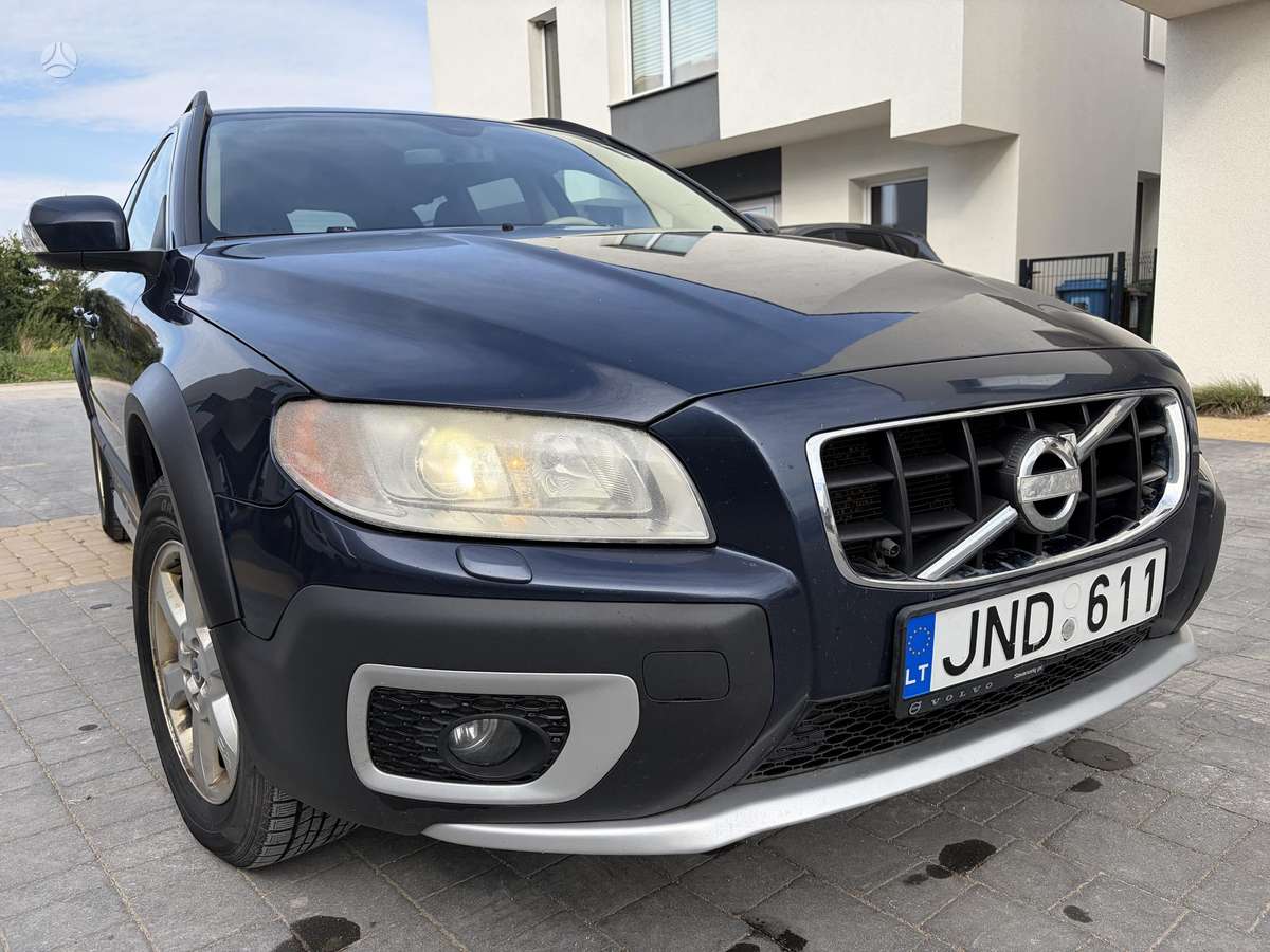 Volvo XC70, 2.4 l., wagon