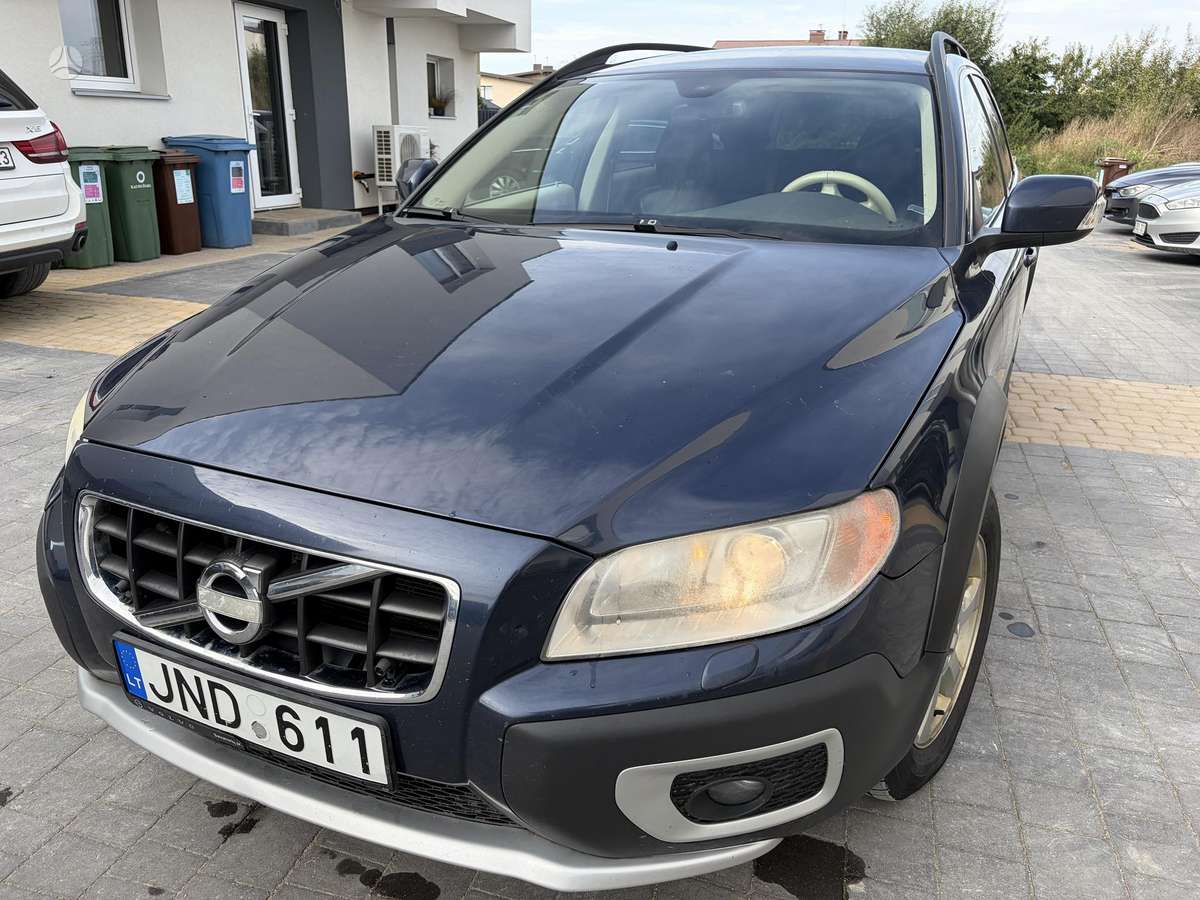 Volvo XC70, 2.4 l., wagon