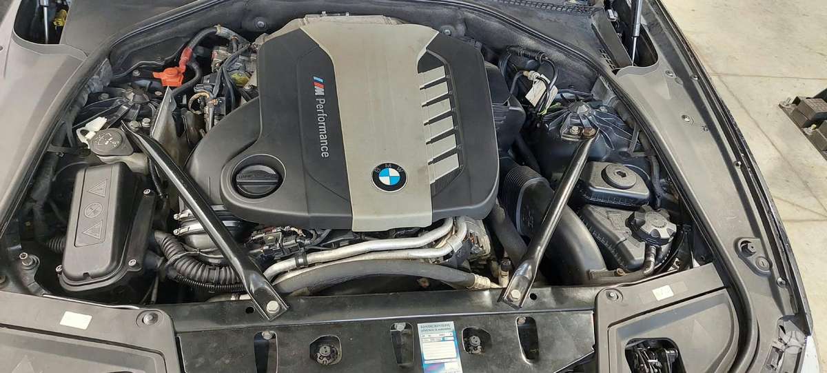 BMW M550 по частям. N57 d30c