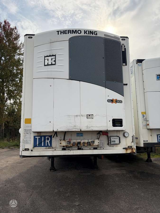 Schmitz SKO24, refrigerated
