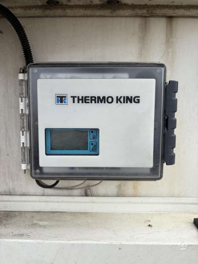 Schmitz SKO24, refrigerated