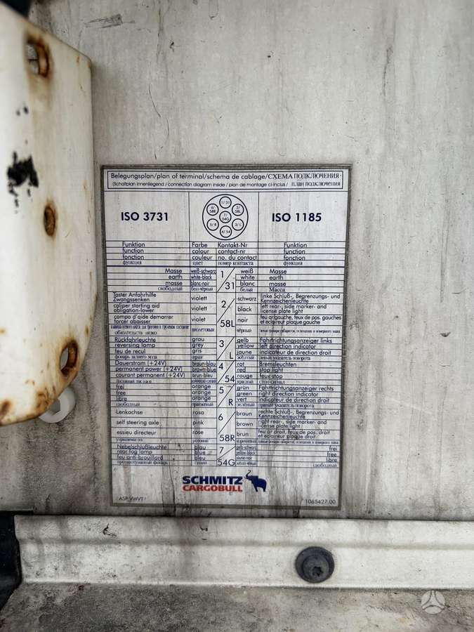 Schmitz SKO24, refrigerated