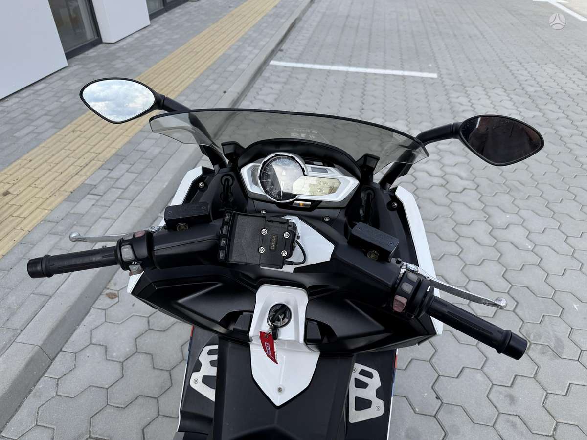 BMW C 600 600cc, scooters / mopeds