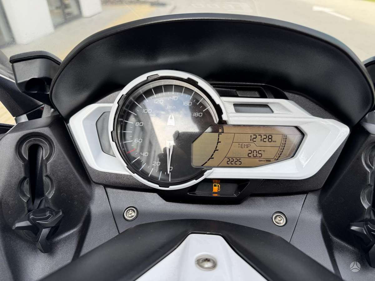 BMW C 600 600cc, scooters / mopeds