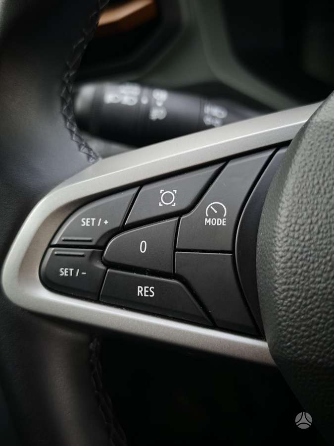 Dacia Duster, 1.6 l., Хэтчбек