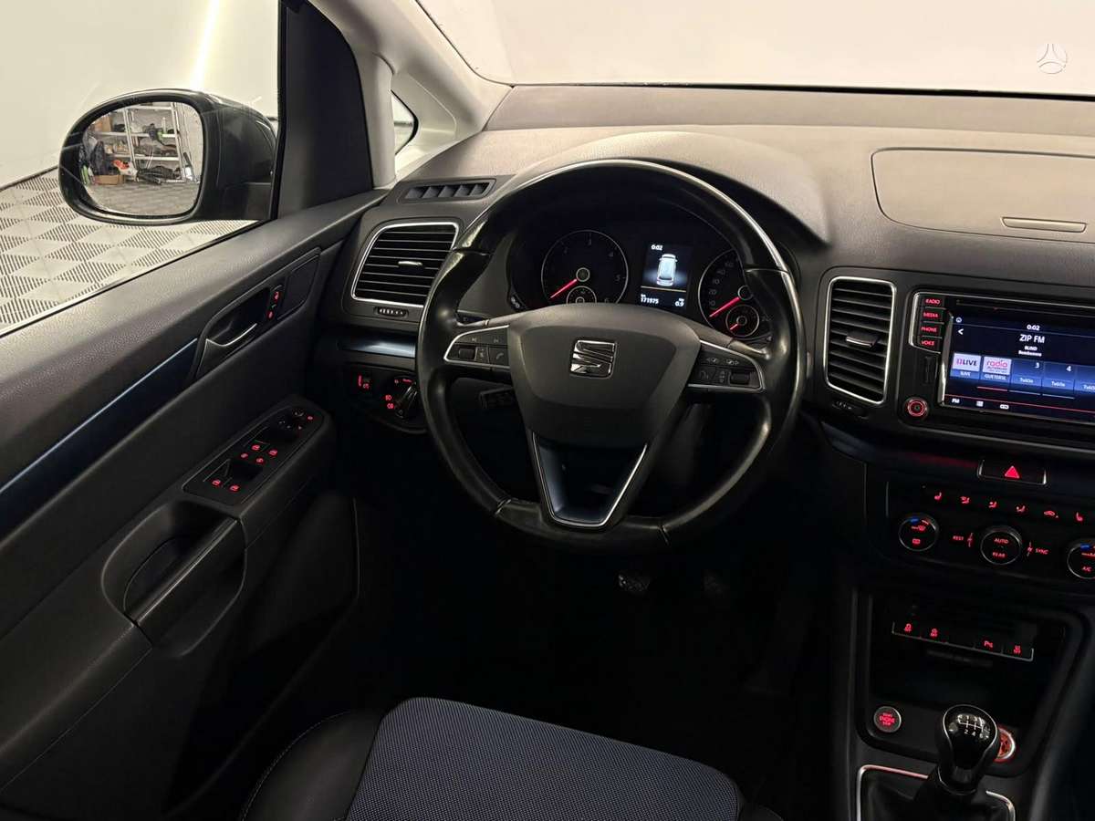 Seat Alhambra, 2.0 l., Минивэн