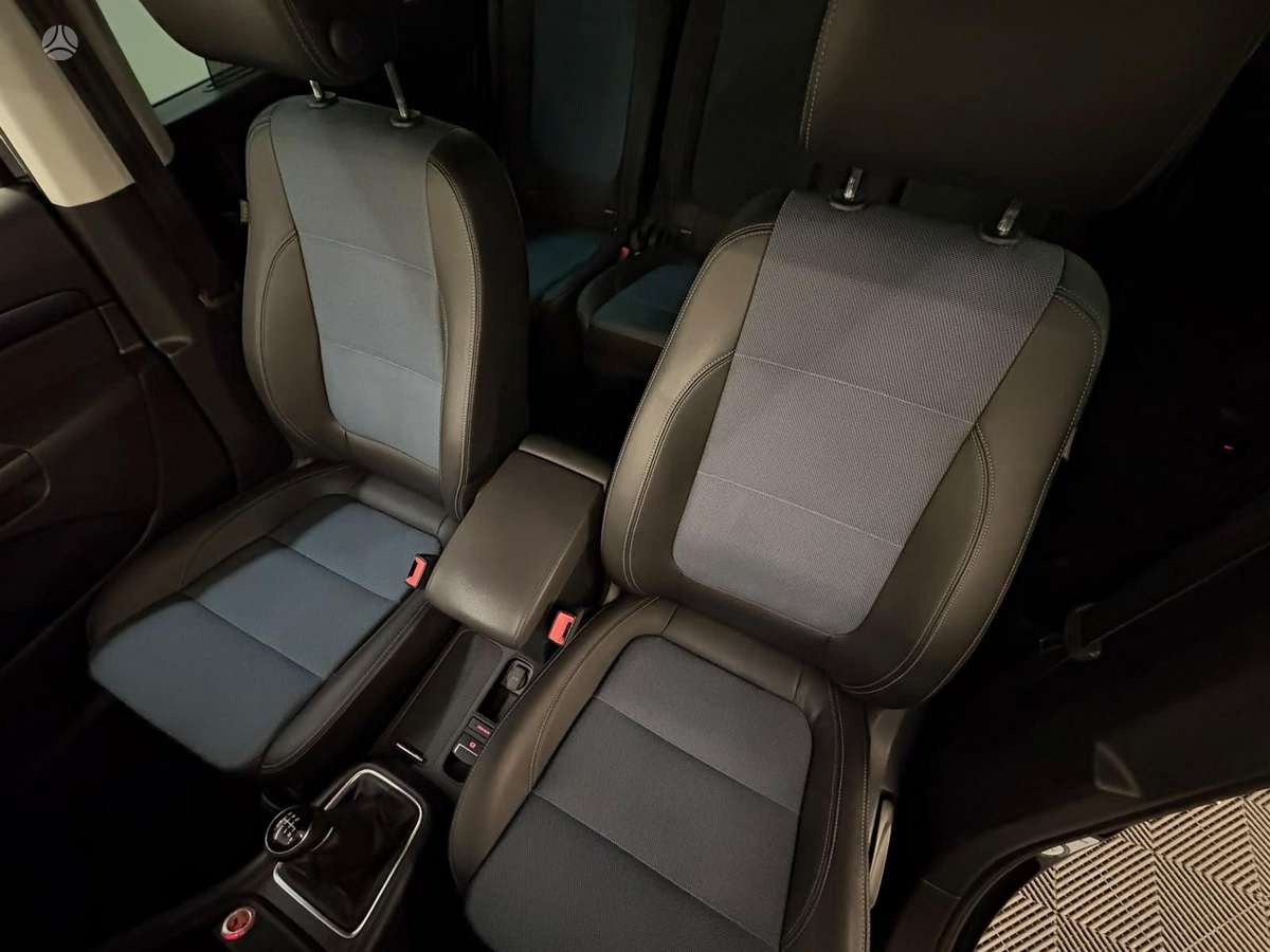 Seat Alhambra, 2.0 l., Минивэн
