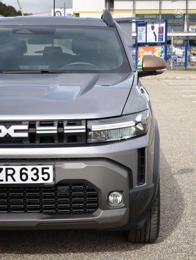 Dacia Duster, 1.6 l., Хэтчбек