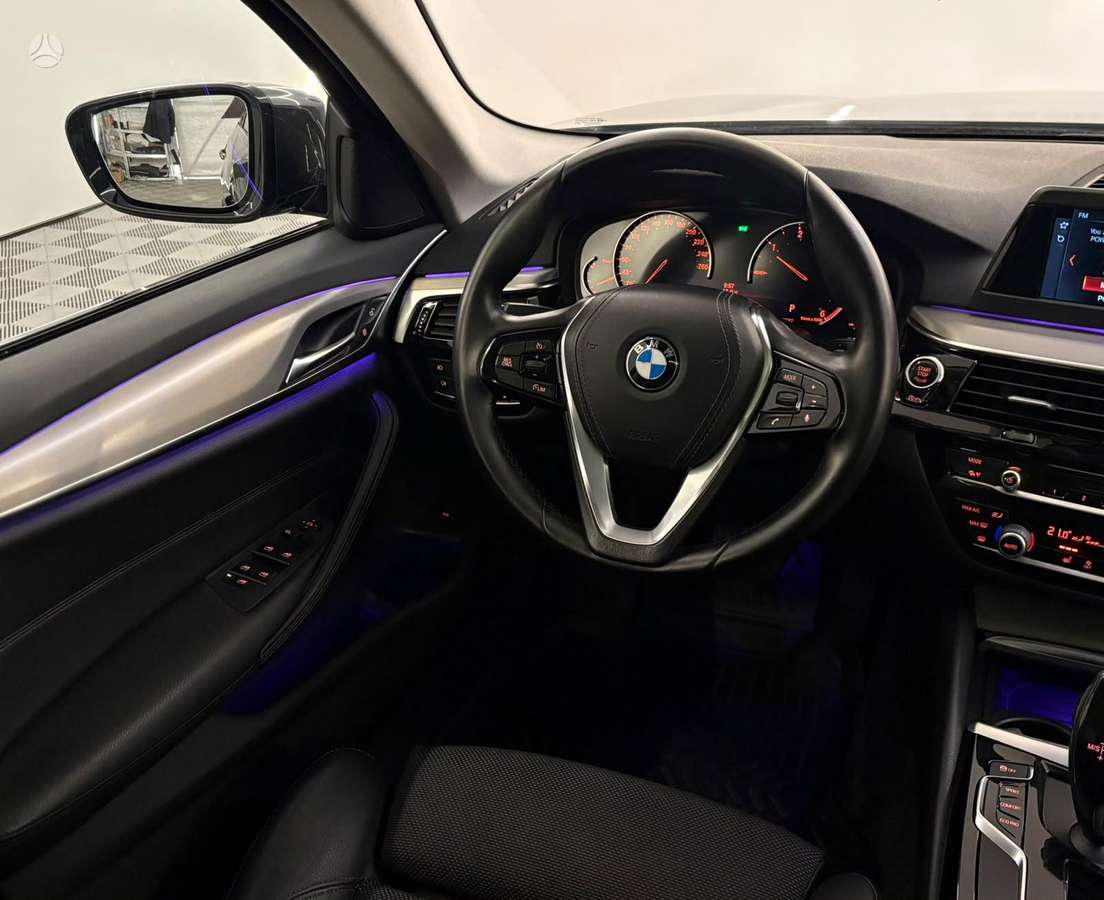 BMW 520, 2.0 l., wagon