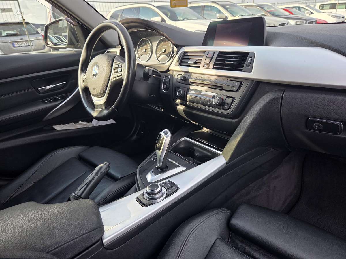 BMW 318, 2.0 l., universalas
