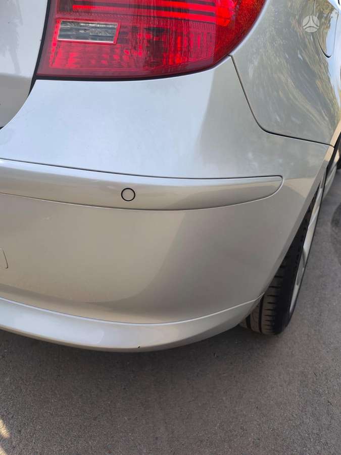 BMW 120, 2.0 l., hatchback