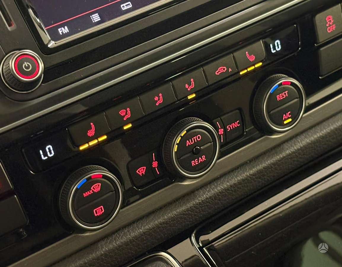 Volkswagen Multivan, 2.0 l., Минивэн