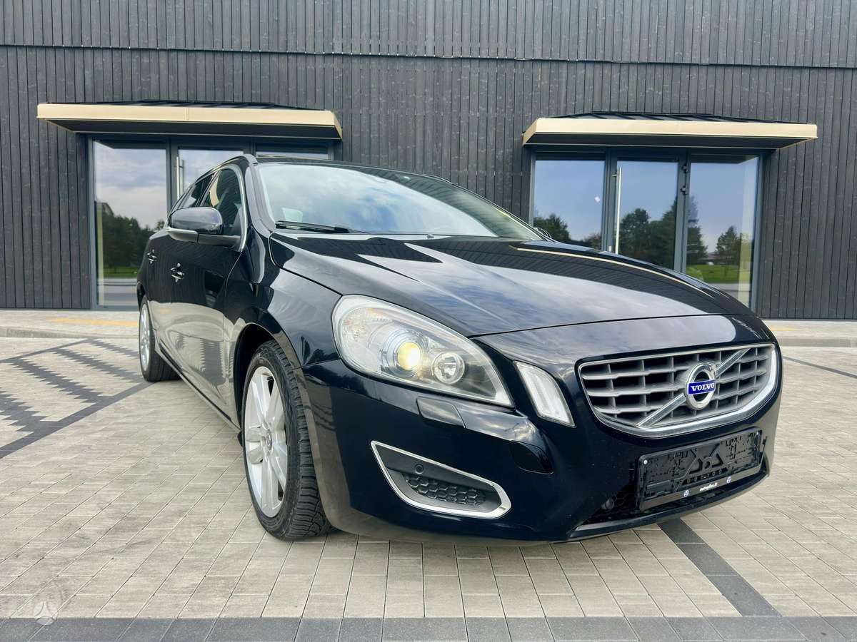 Volvo V60, 2.0 l., Универсал