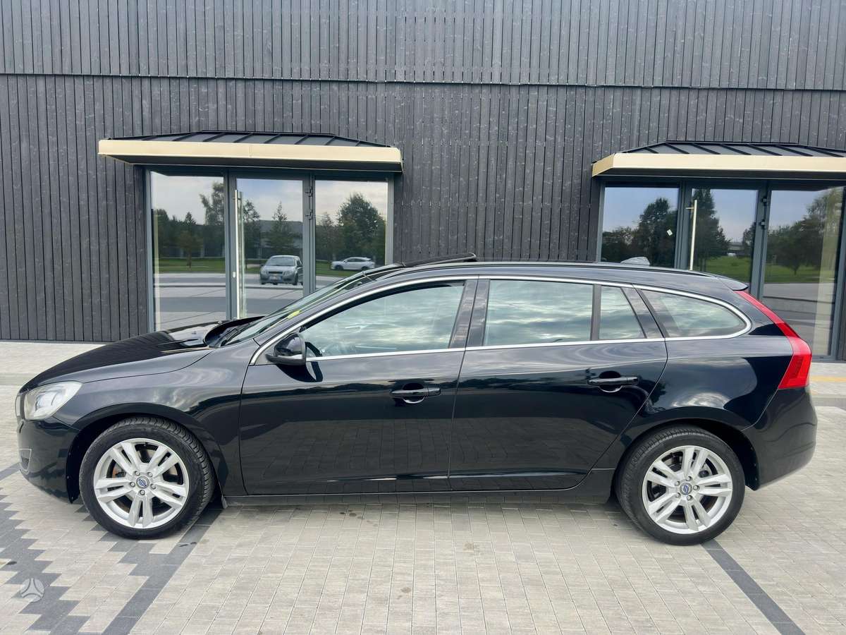Volvo V60, 2.0 l., Универсал