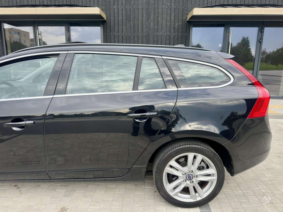 Volvo V60, 2.0 l., universalas