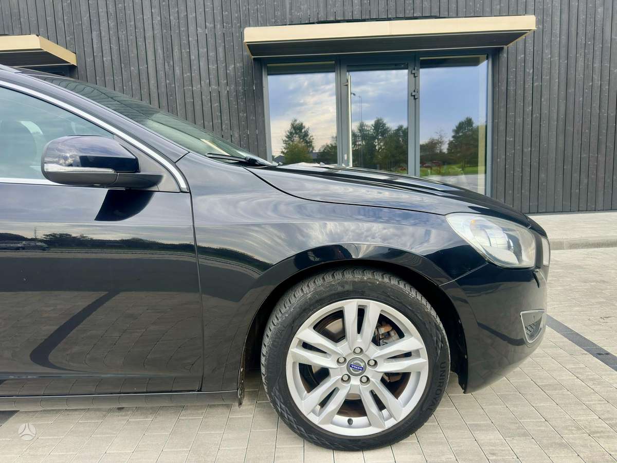 Volvo V60, 2.0 l., Универсал