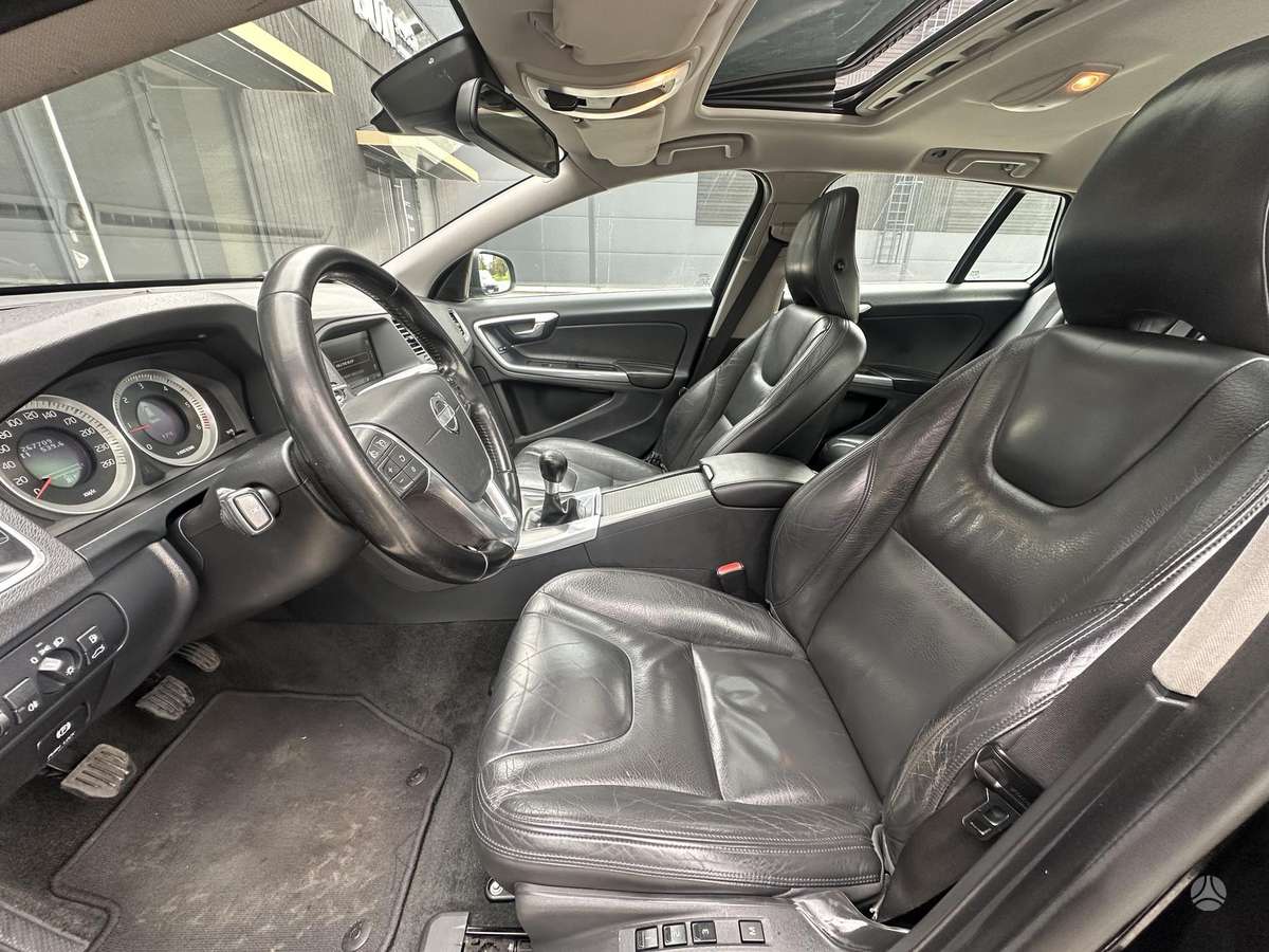 Volvo V60, 2.0 l., universalas