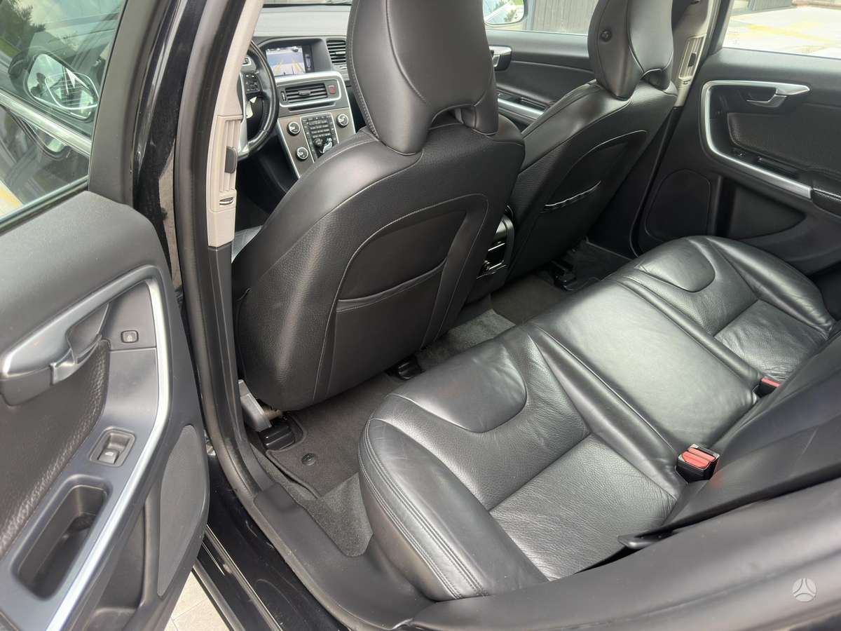 Volvo V60, 2.0 l., Универсал