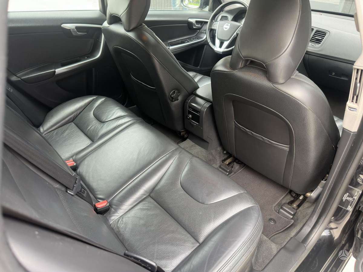 Volvo V60, 2.0 l., Универсал