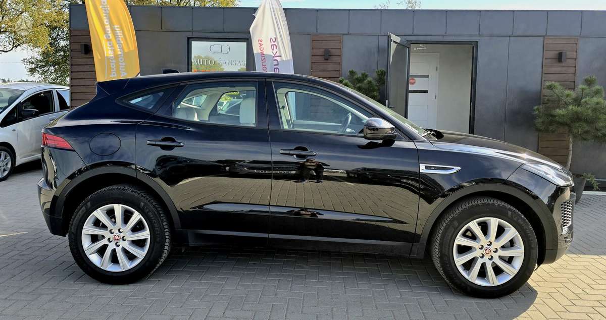 Jaguar E-Pace, 2.0 l., off-road / crossover