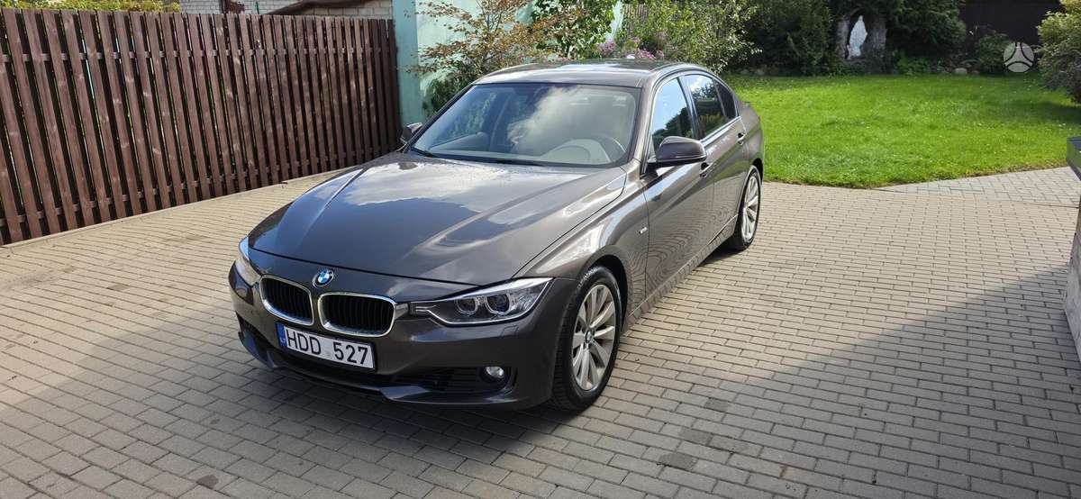 BMW 320, 2.0 l., sedanas