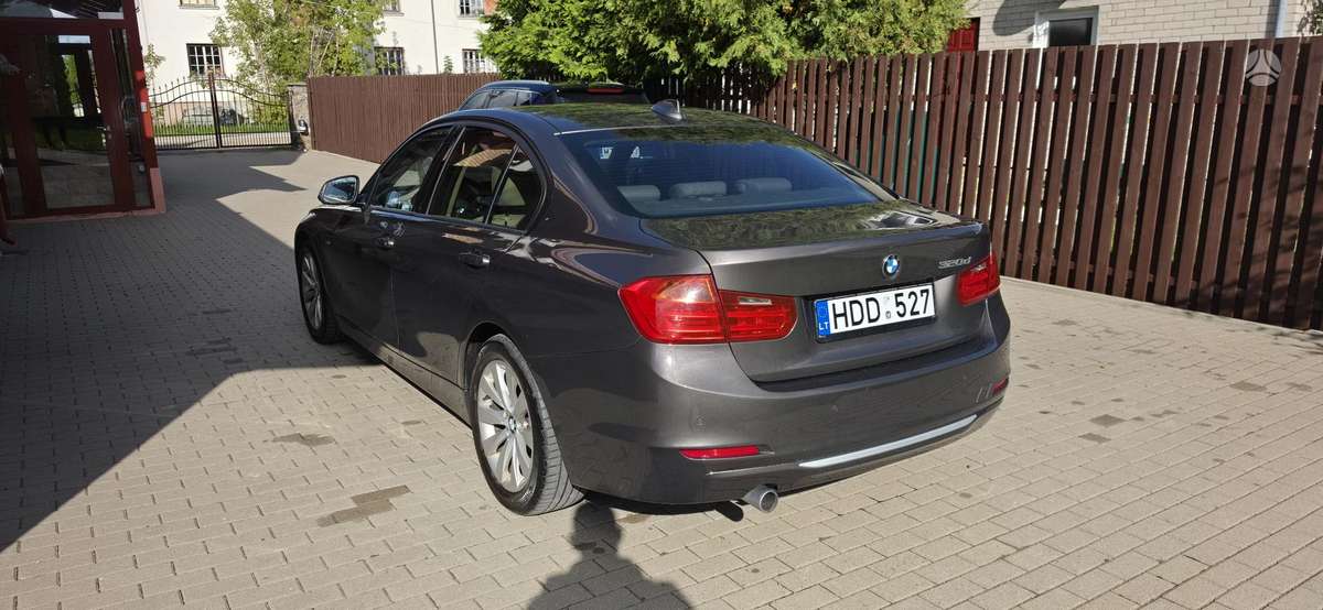 BMW 320, 2.0 l., Седан