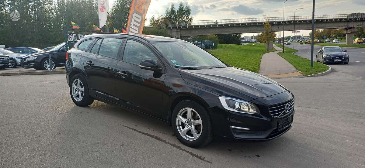 Volvo V60, 1.6 l., hatchback
