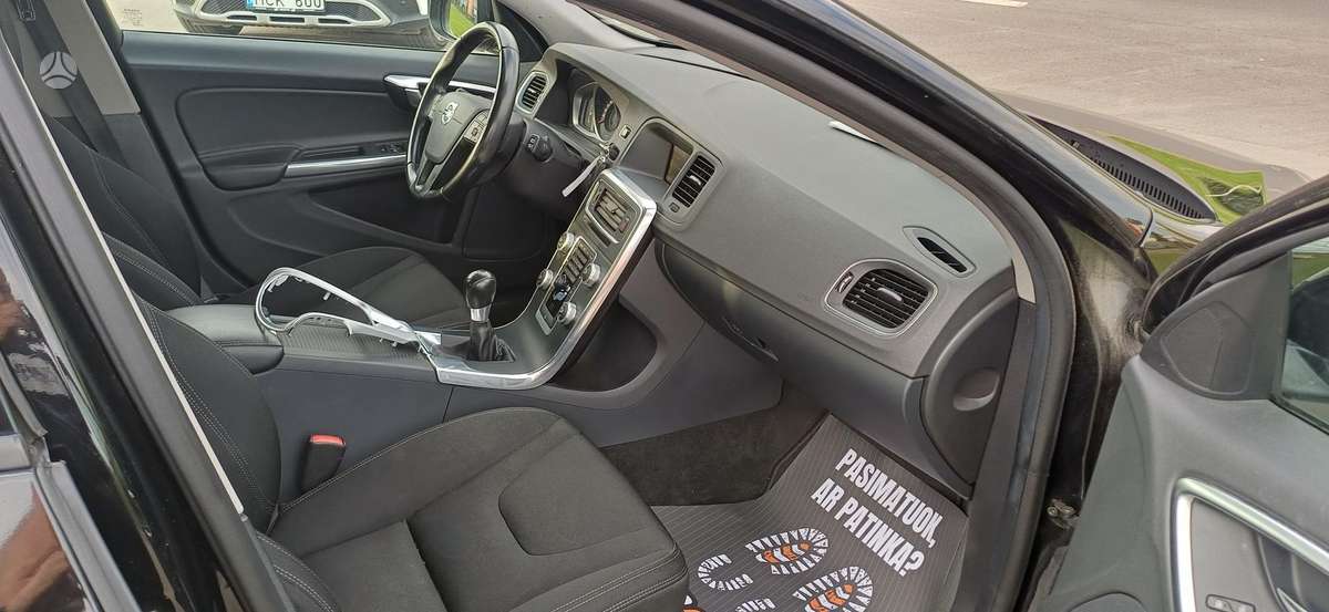 Volvo V60, 1.6 l., hatchback