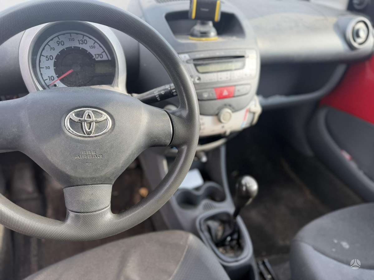 Toyota Aygo, 1.0 l., hatchback