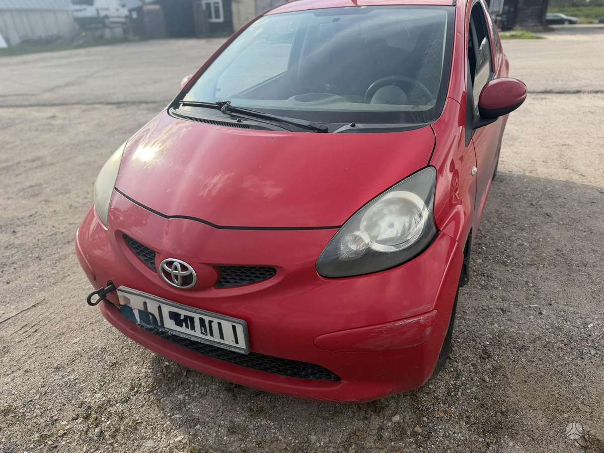 Toyota Aygo, 1.0 l., hatchback