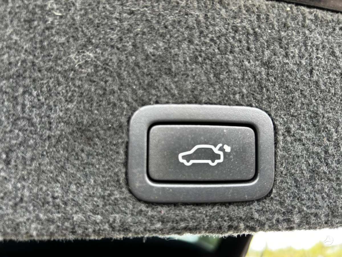 Volvo XC60, 2.4 l., Минивэн