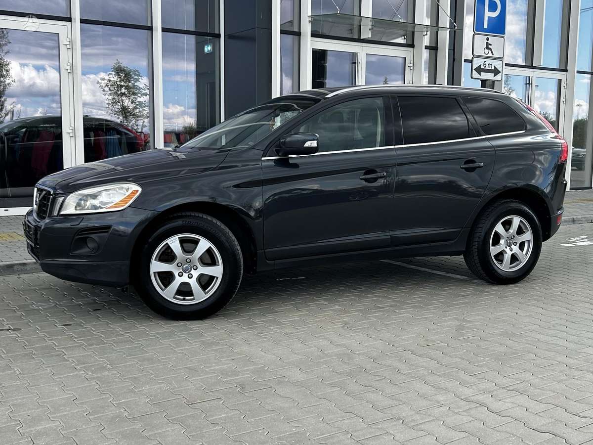 Volvo XC60, 2.4 l., Минивэн