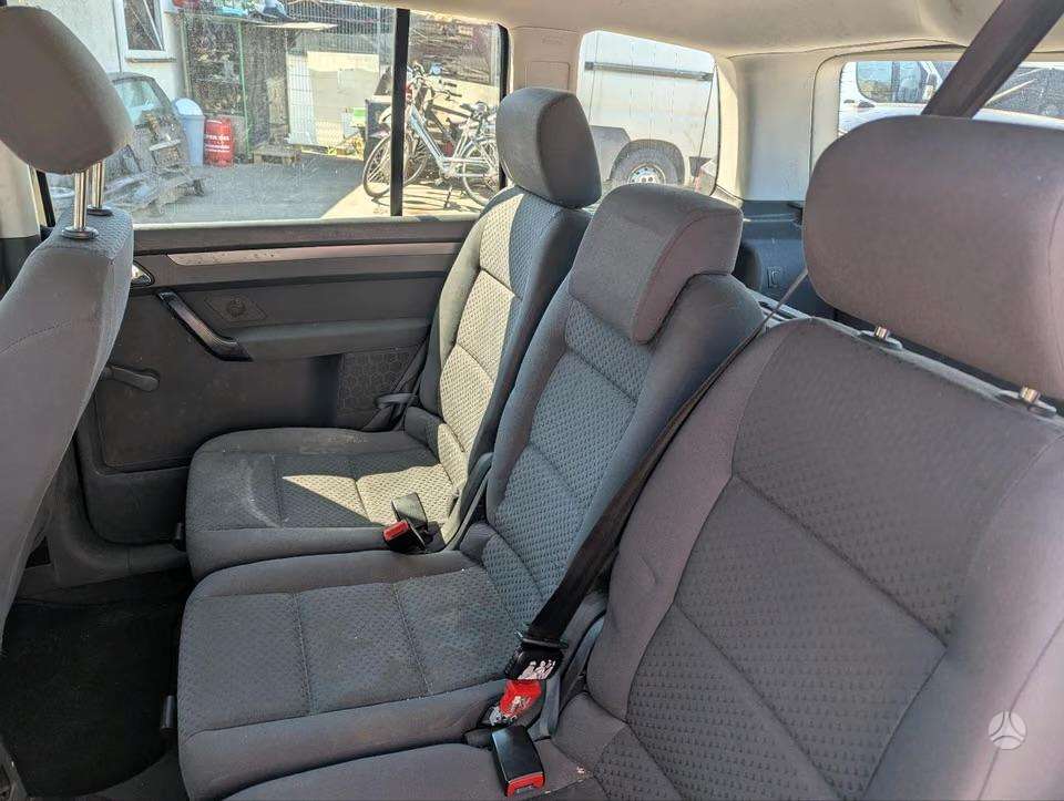 Volkswagen Touran по частям