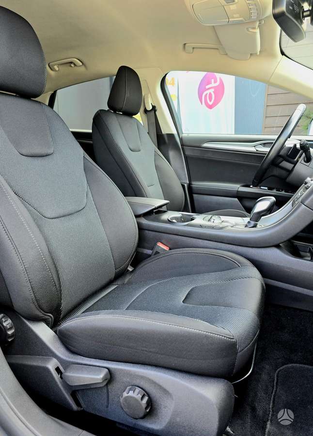 Ford Mondeo, 2.0 l., Хэтчбек