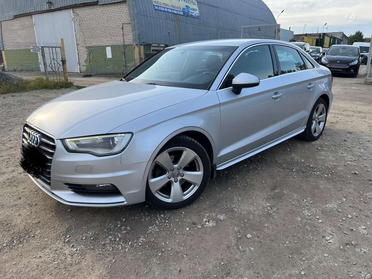 Audi A3, 1.6 l., sedanas