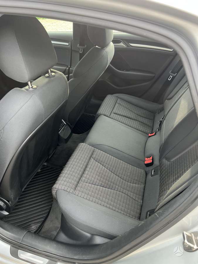 Audi A3, 1.6 l., sedanas
