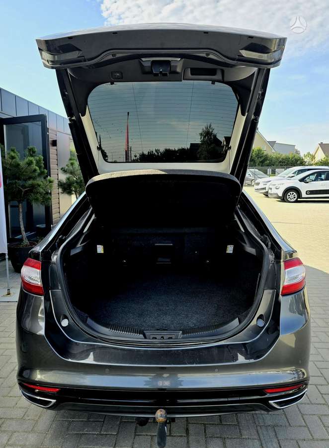 Ford Mondeo, 2.0 l., hatchback