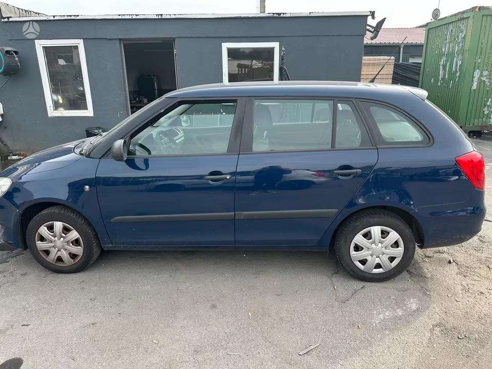 Skoda Fabia по частям