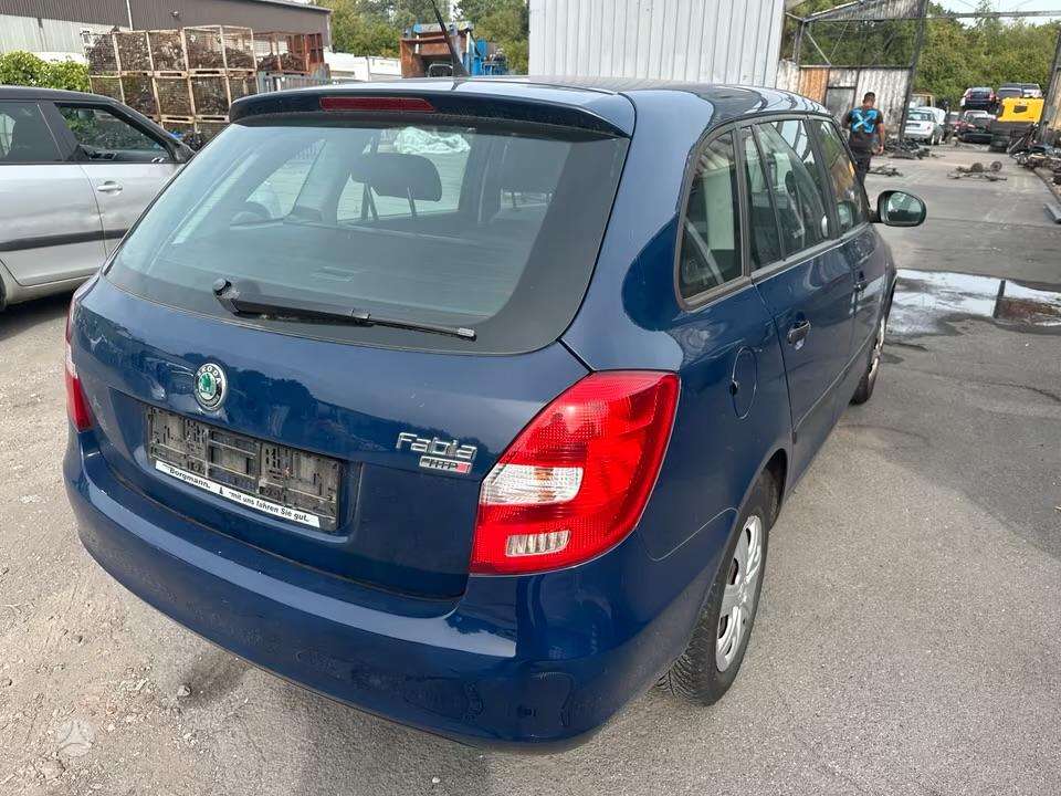 Skoda Fabia по частям