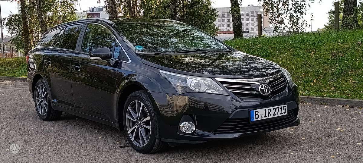 Toyota Avensis, 2.2 l., Универсал