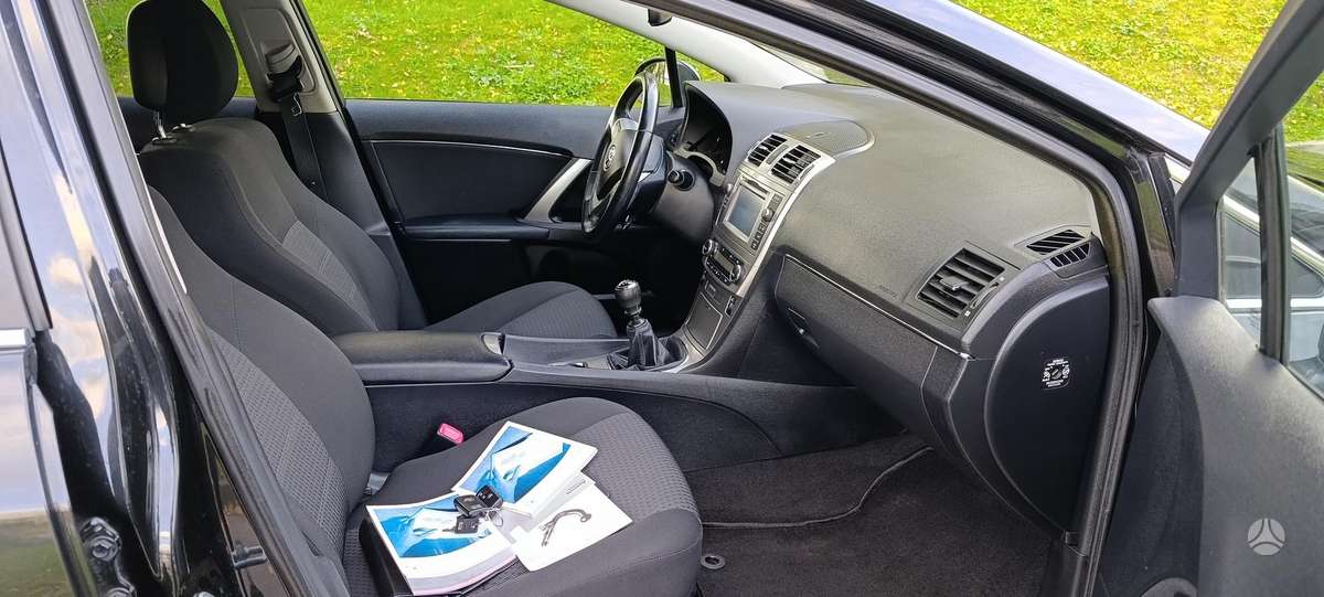 Toyota Avensis, 2.2 l., Универсал