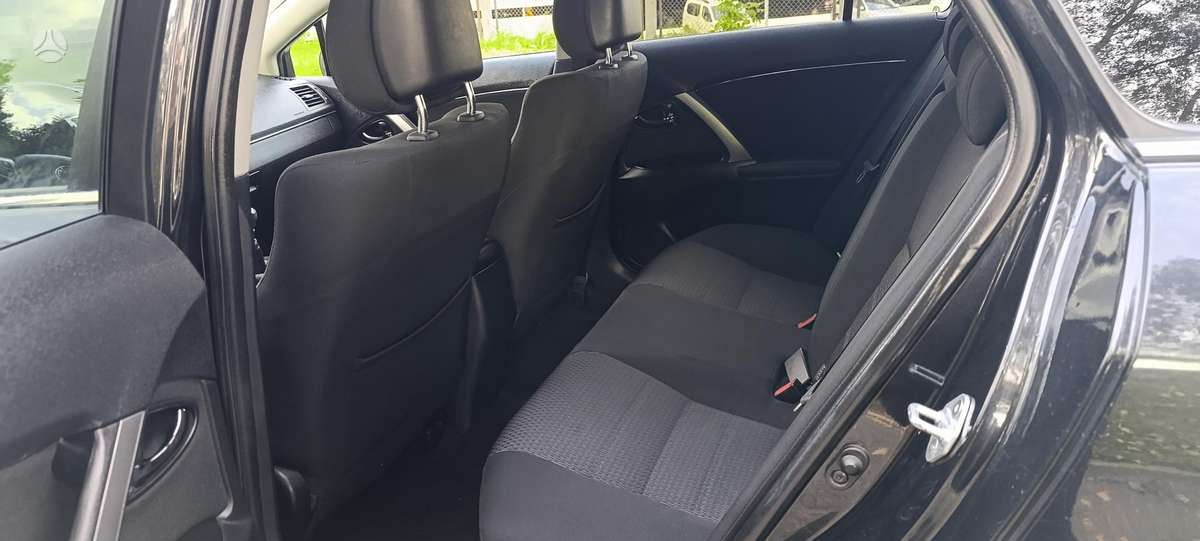 Toyota Avensis, 2.2 l., Универсал