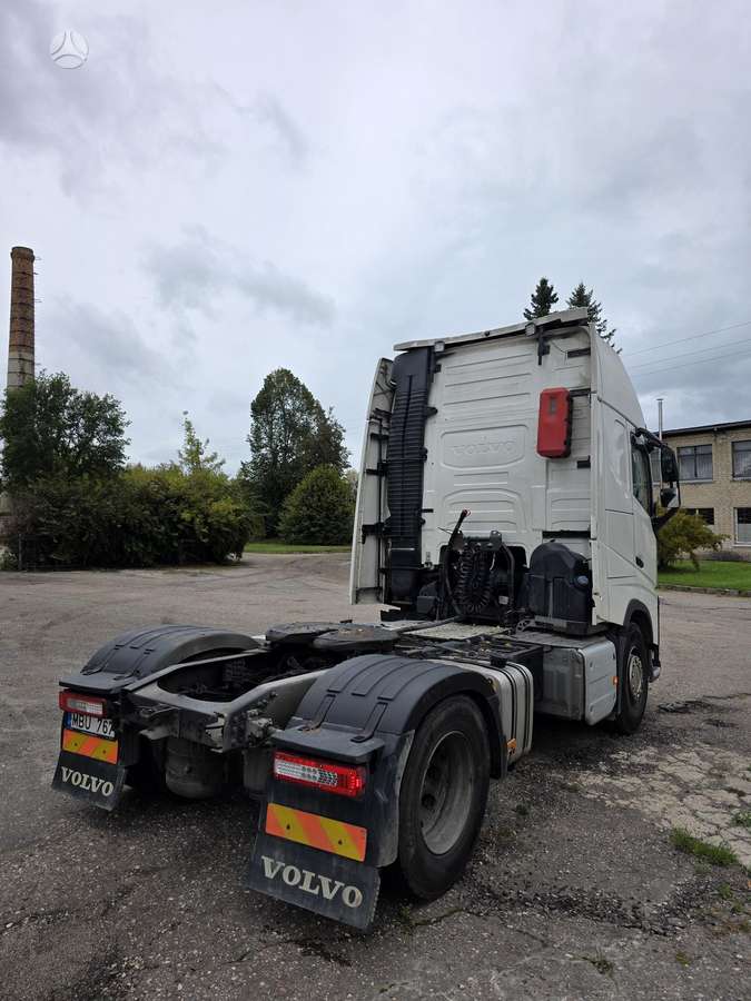 Volvo FH 500, single sleeper