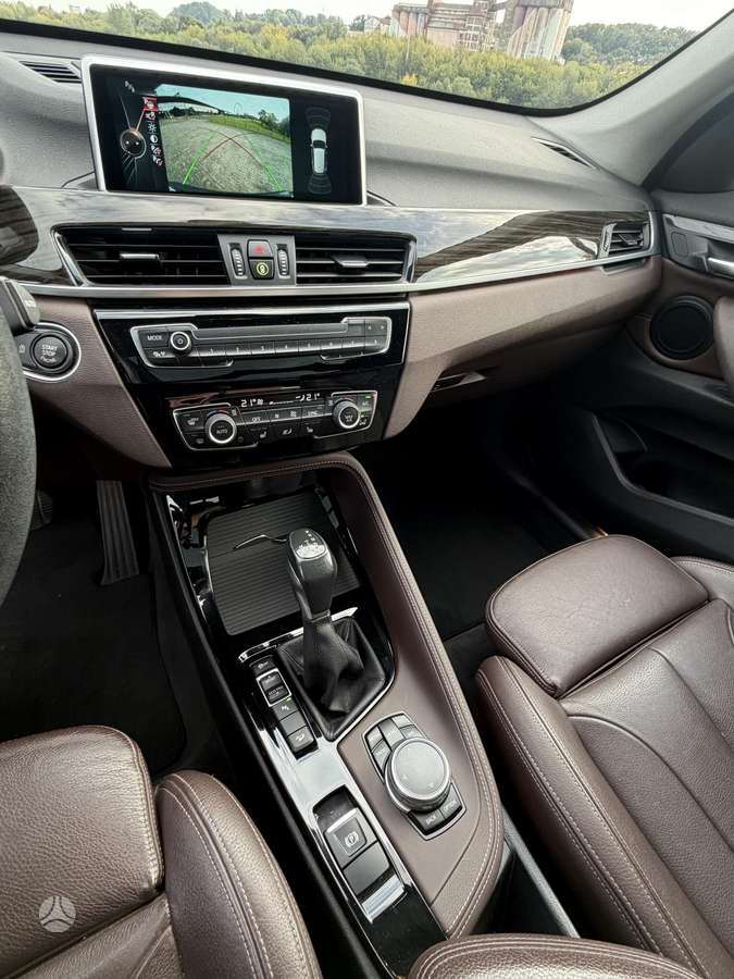 BMW X1, 2.0 l., Внедорожник / Кроссовер