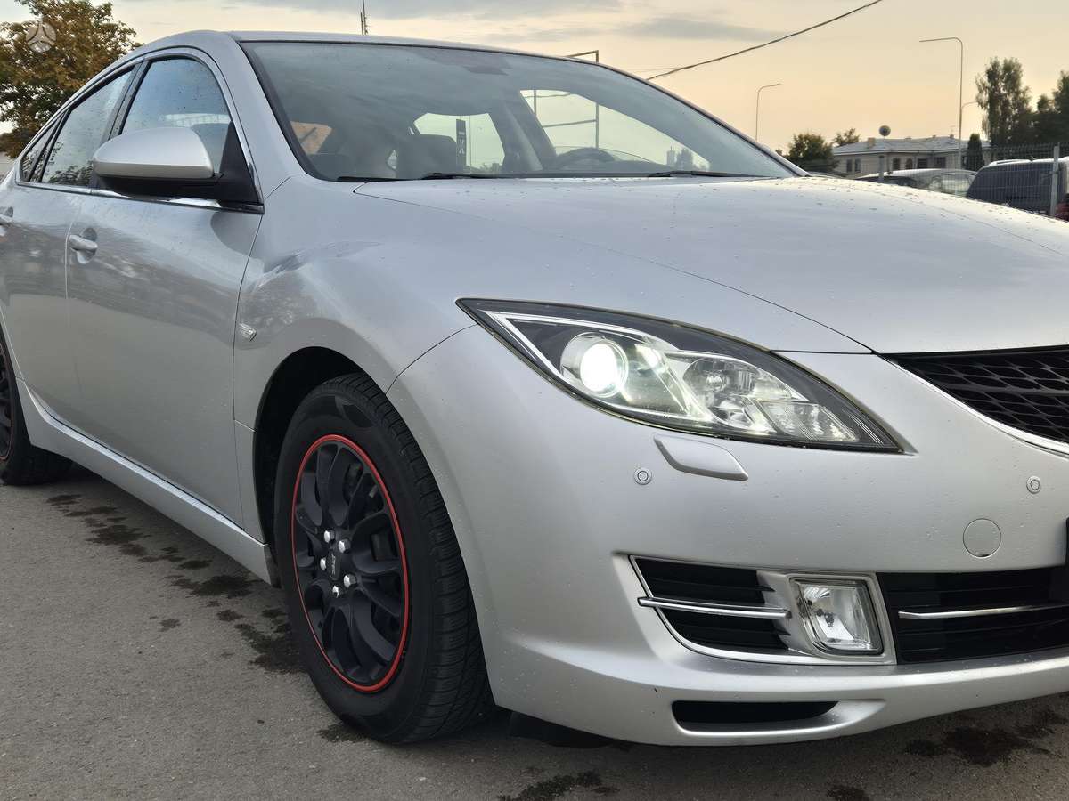 Mazda 6, 2.0 l., Хэтчбек
