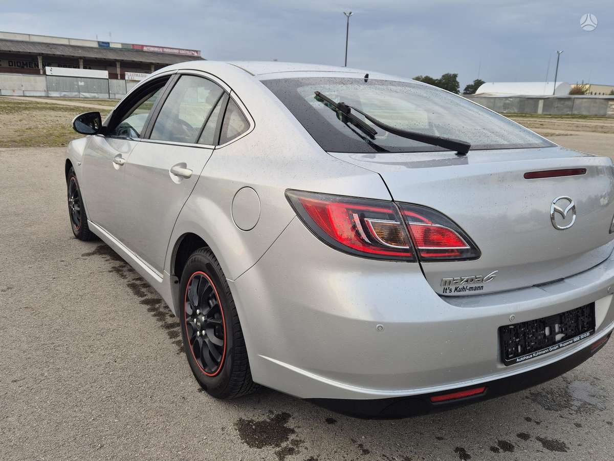 Mazda 6, 2.0 l., Хэтчбек