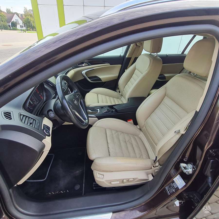 Opel Insignia, 2.0 l., wagon